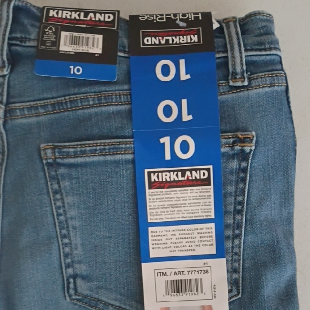 Kirkland Signature Light Blue Men's Jeans